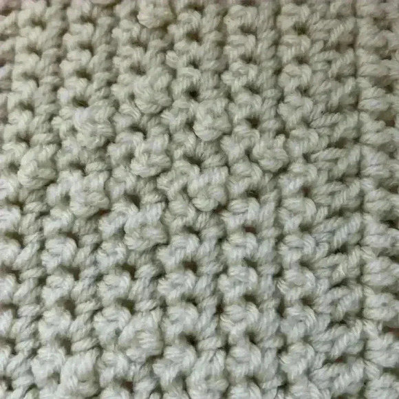 Vintage  Off White/ Cream knitted blanket/throw - Picture 4 of 8